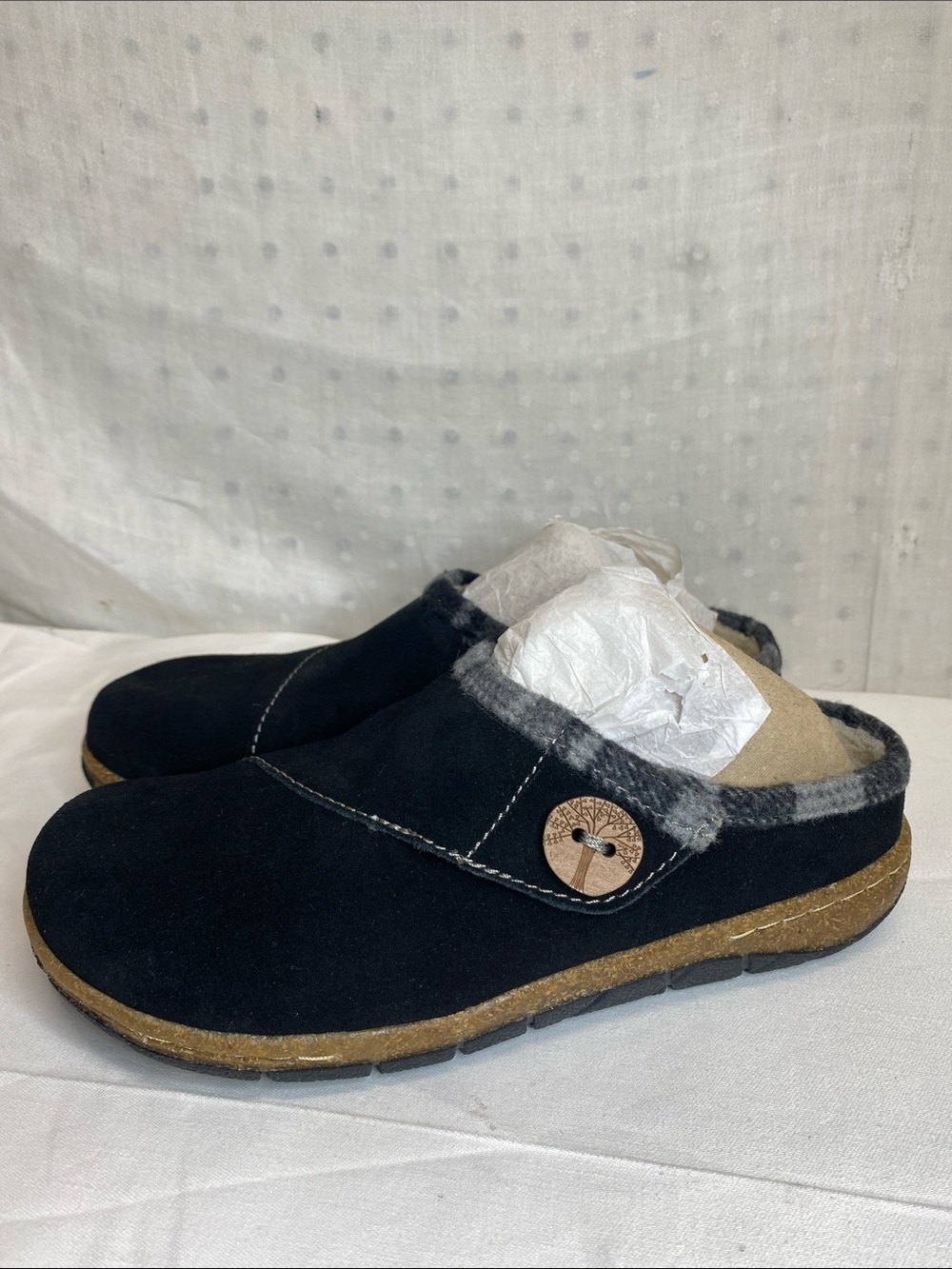 Earth Origins Ezra Suede Black Gray Plaid Trim Size 6.5M